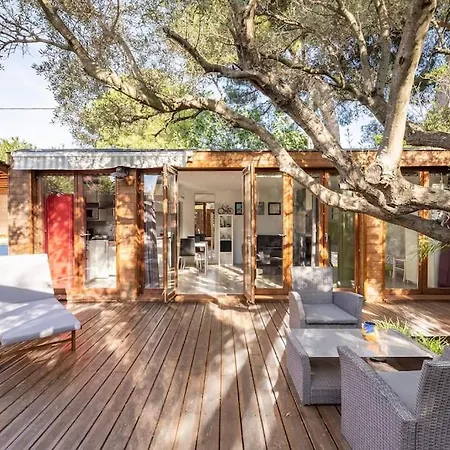 Studio Jacuzzi Prive A 8 Min A Pied De La Plage