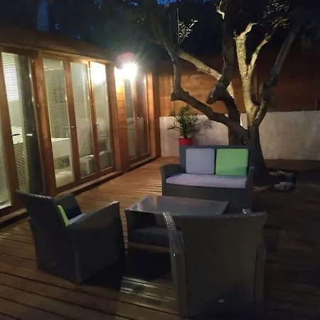 شقة Studio Jacuzzi Prive A 8 Min A Pied De La Plage