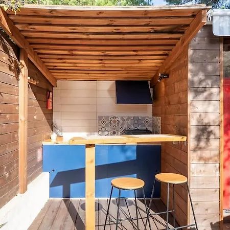 شقة Studio Jacuzzi Prive A 8 Min A Pied De La Plage لا سيوتا