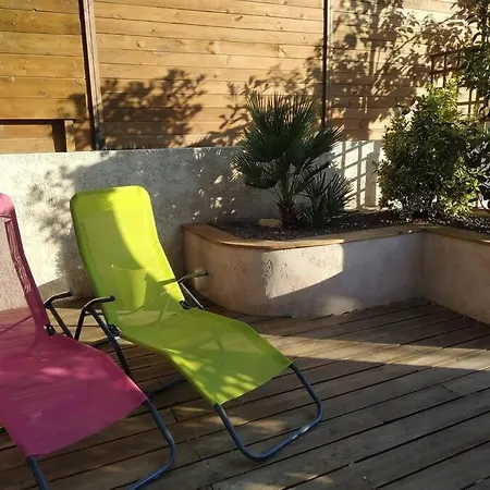 Studio Jacuzzi Prive A 8 Min A Pied De La Plage *