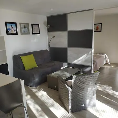 شقة Studio Jacuzzi Prive A 8 Min A Pied De La Plage لا سيوتا